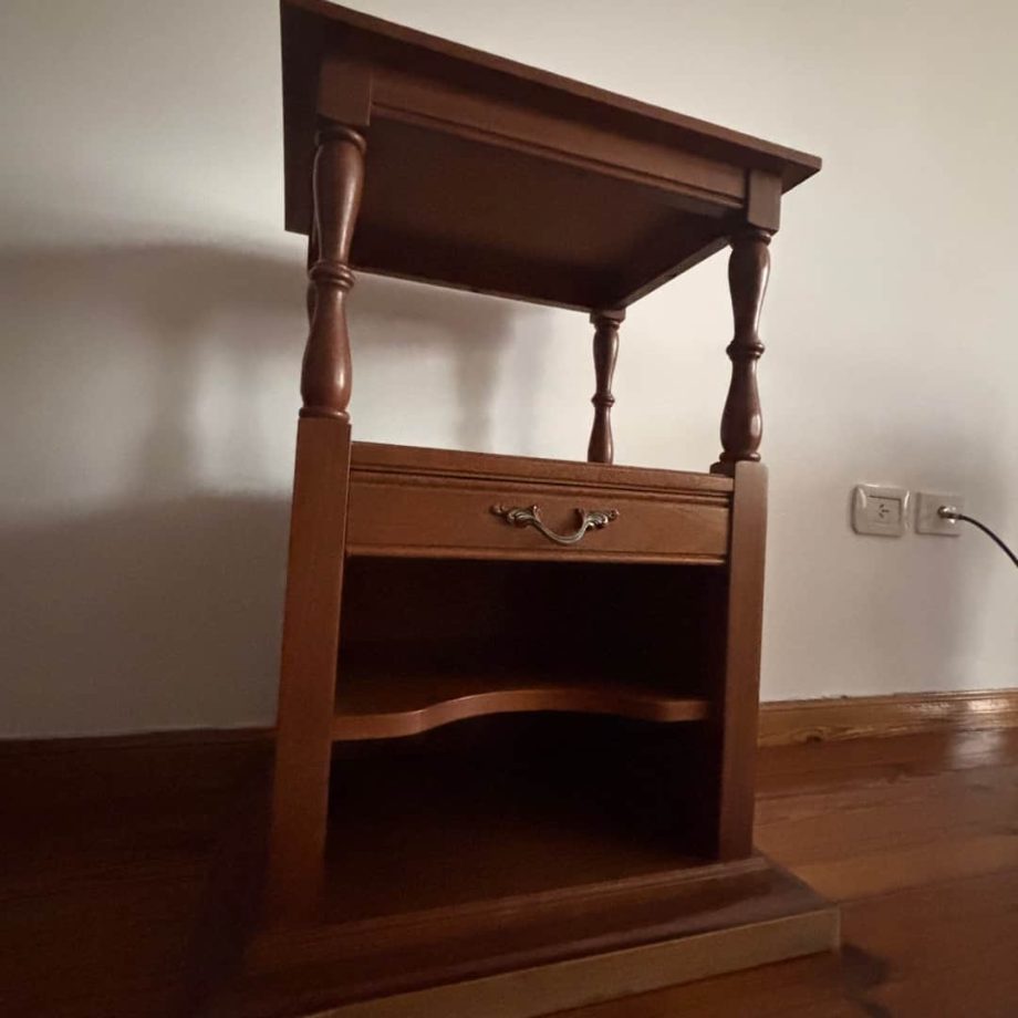 Mesa auxiliar