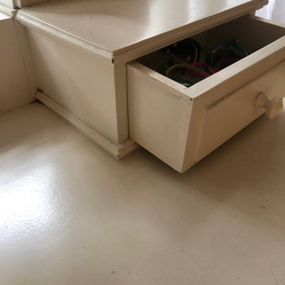Toilette blanco