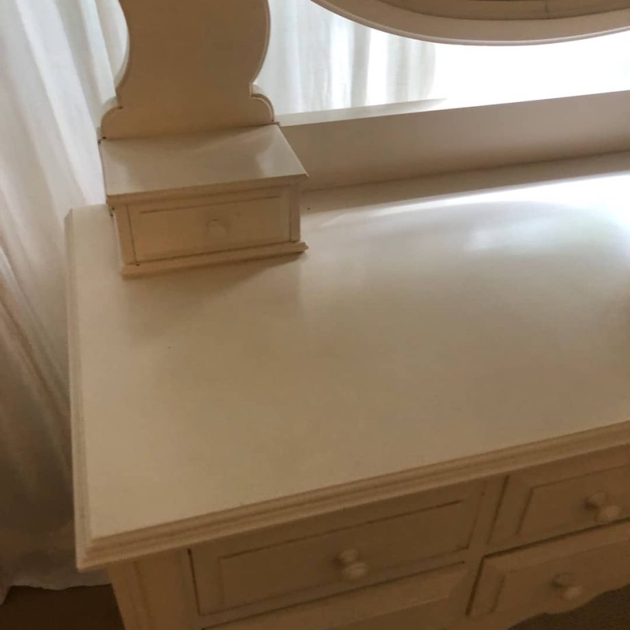 Toilette blanco