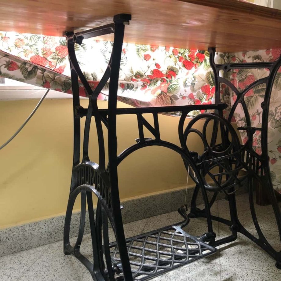 Base de máquina de coser