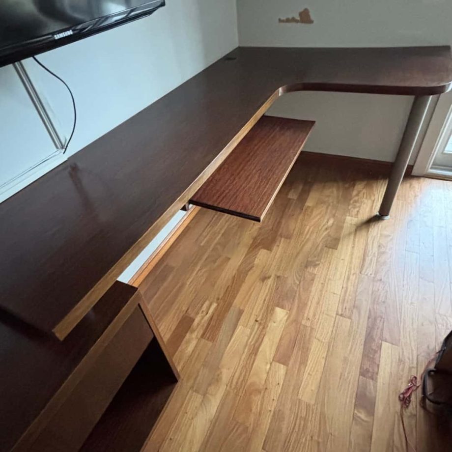Escritorio rinconero