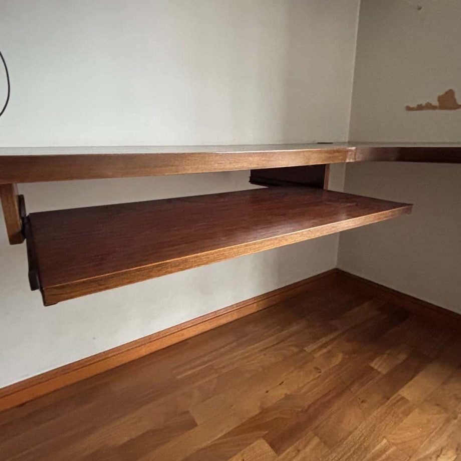 Escritorio rinconero