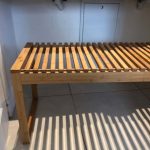 Banqueta de baño en madera