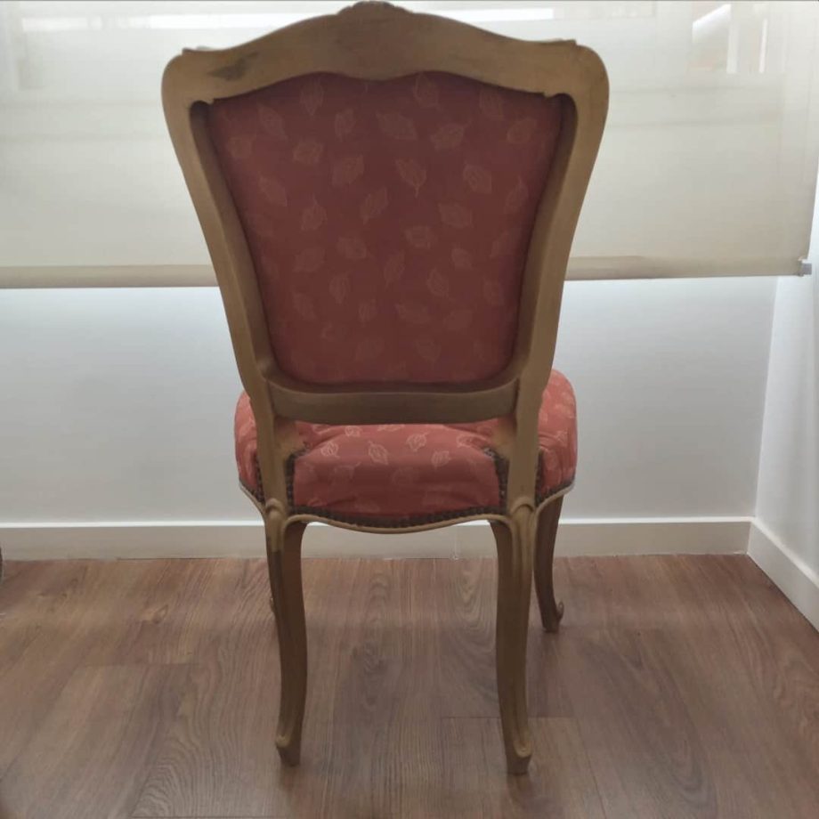 Silla estilo francés