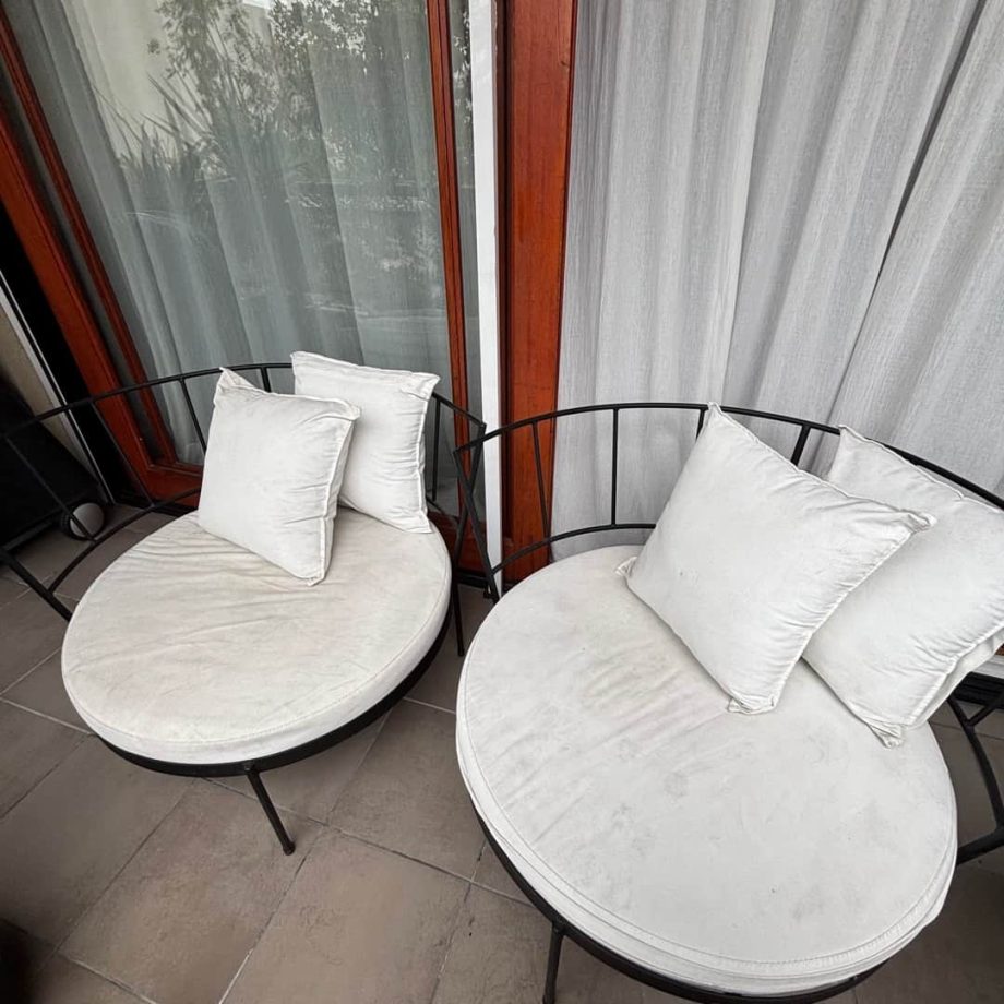 Par de sillones circulares