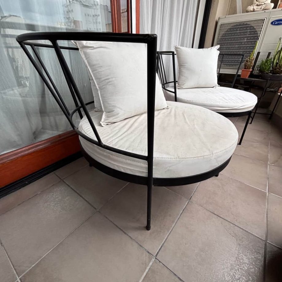 Par de sillones circulares