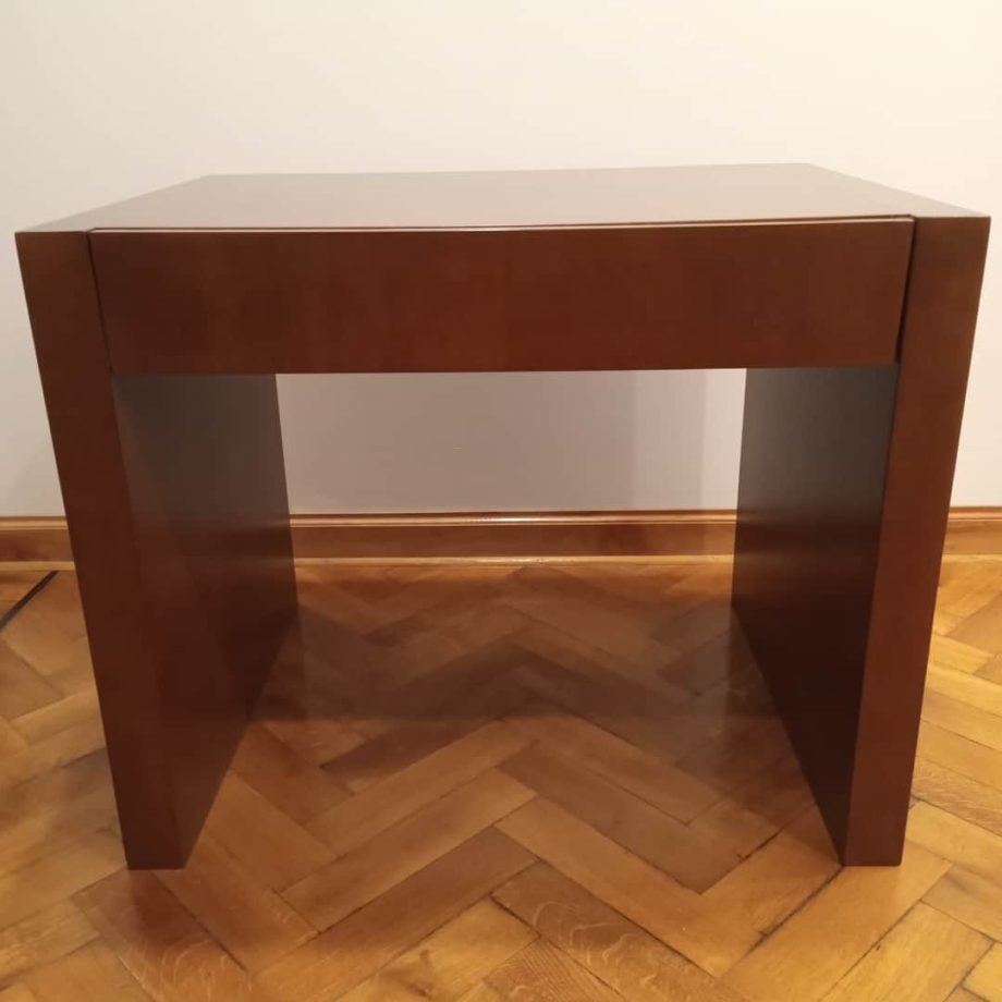 Mesa auxiliar