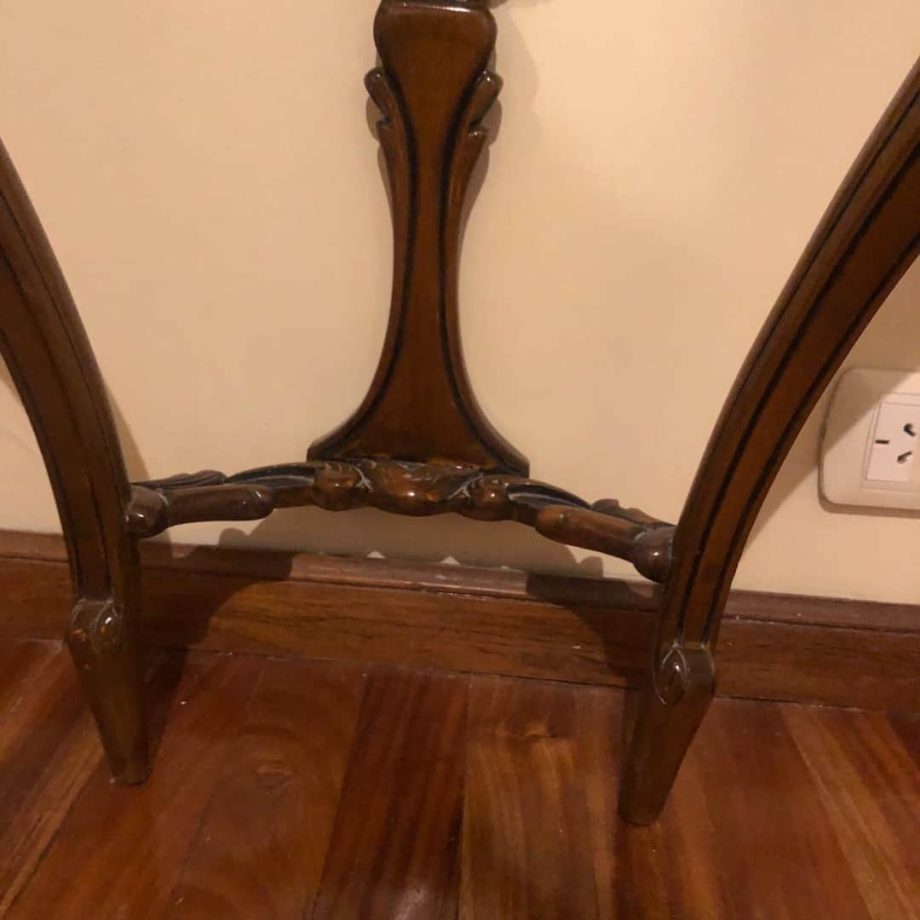 Dressoire con tapa de mármol