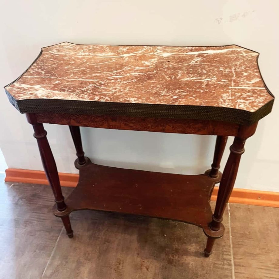 Mesa auxiliar