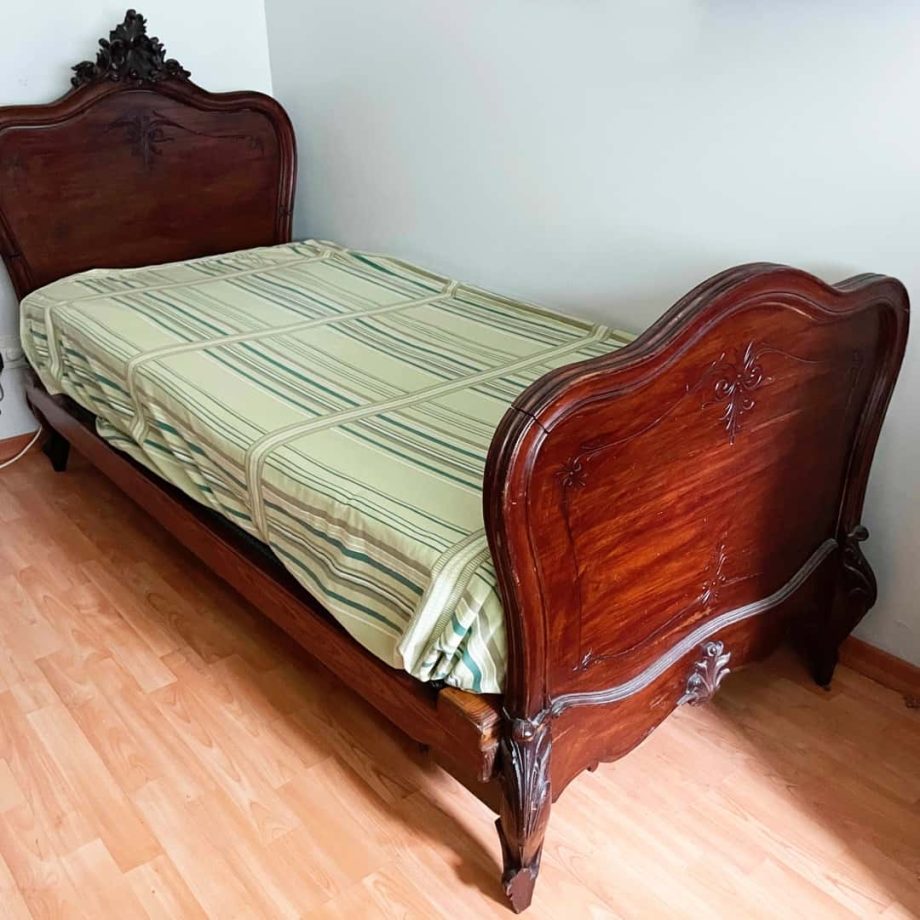 Cama + colchón
