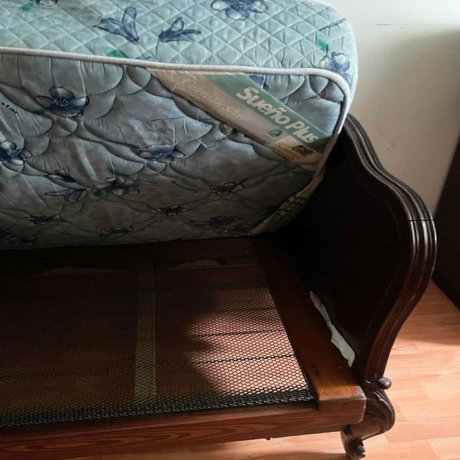 Cama + colchón