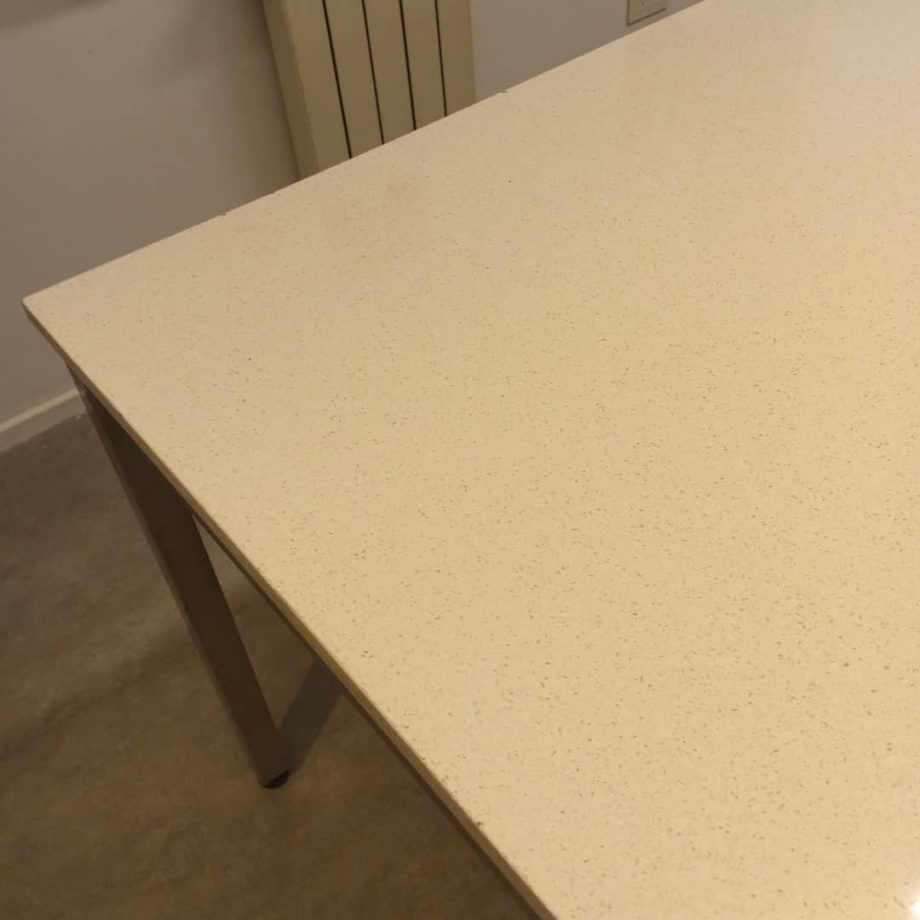 Mesa de comedor de diseño