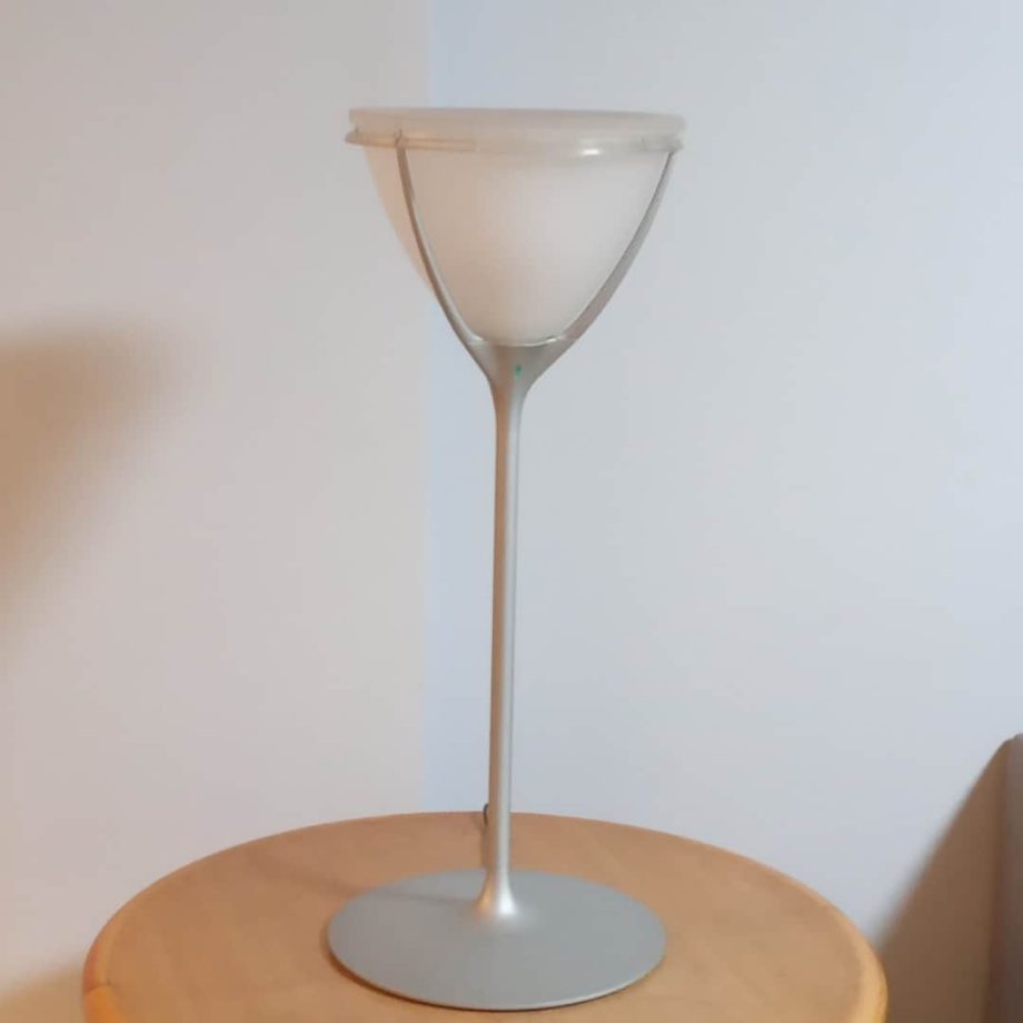 Lámpara de mesa de diseño