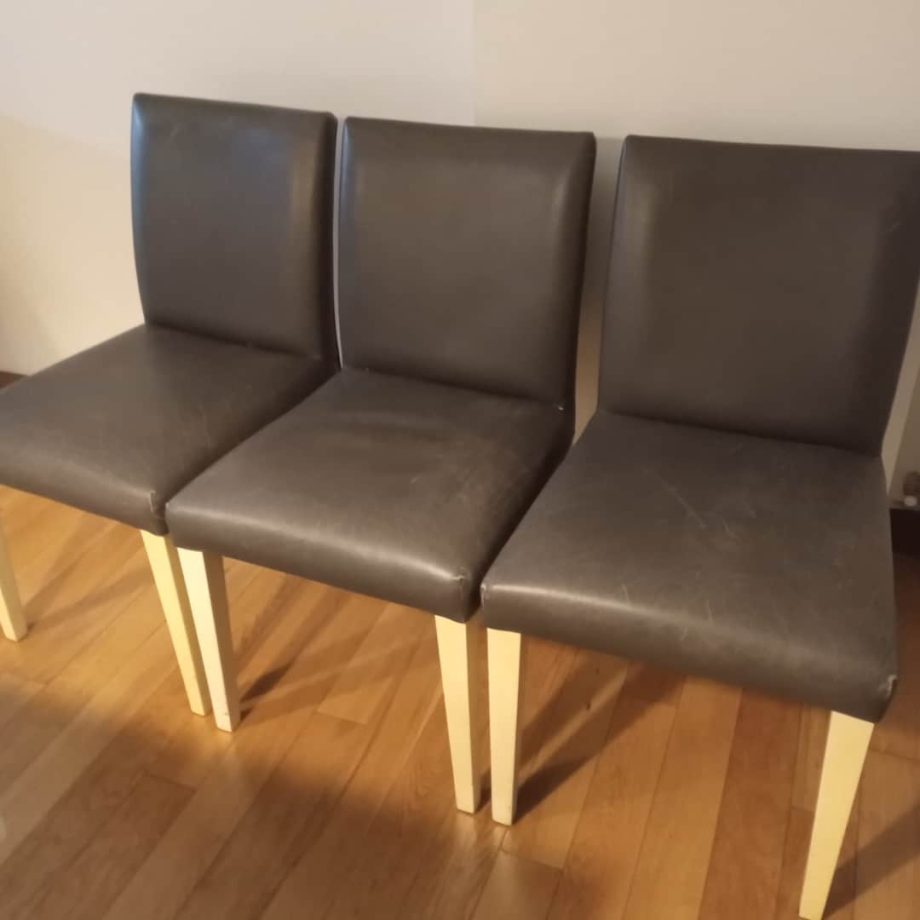 Sillas + par de silloncitos