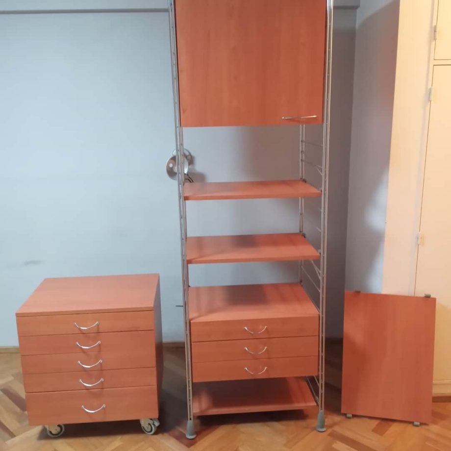 Biblioteca y cajonera de diseño