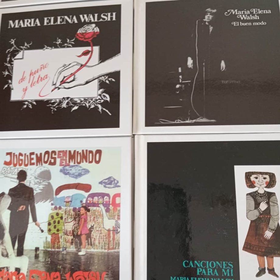 12 CD de María Elena Walsh