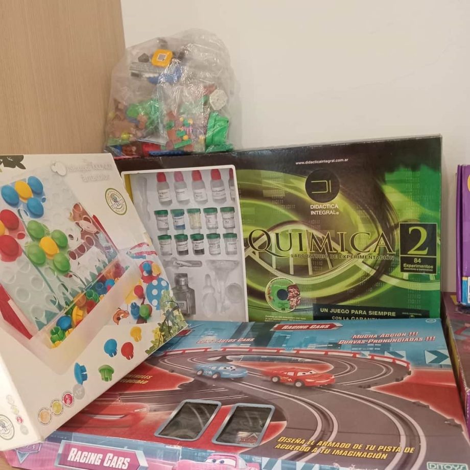 Lote de juegos y sobres