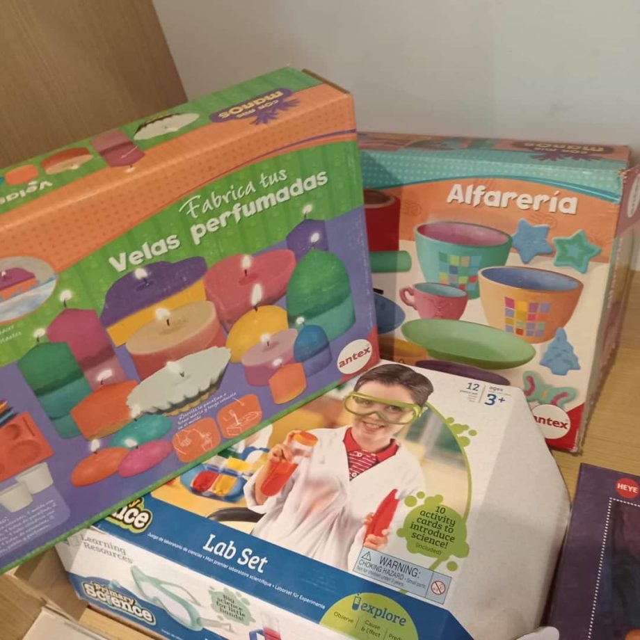Lote de juegos y sobres