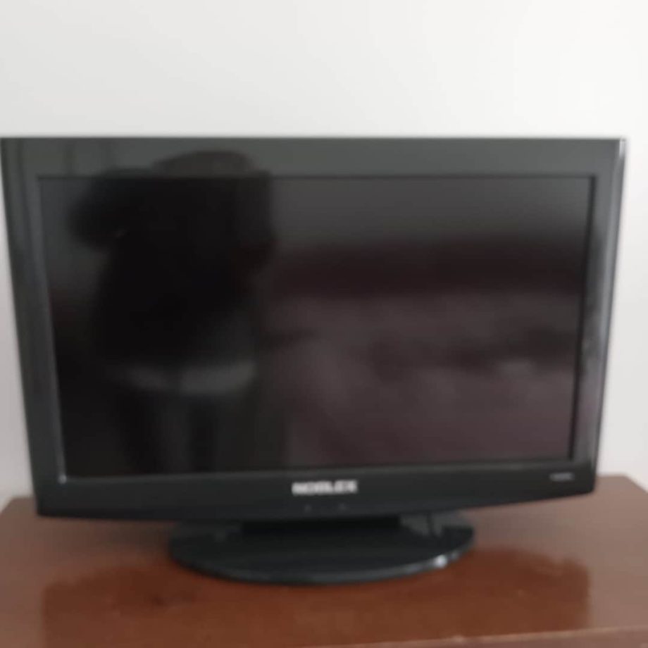 TV Noblex 24"