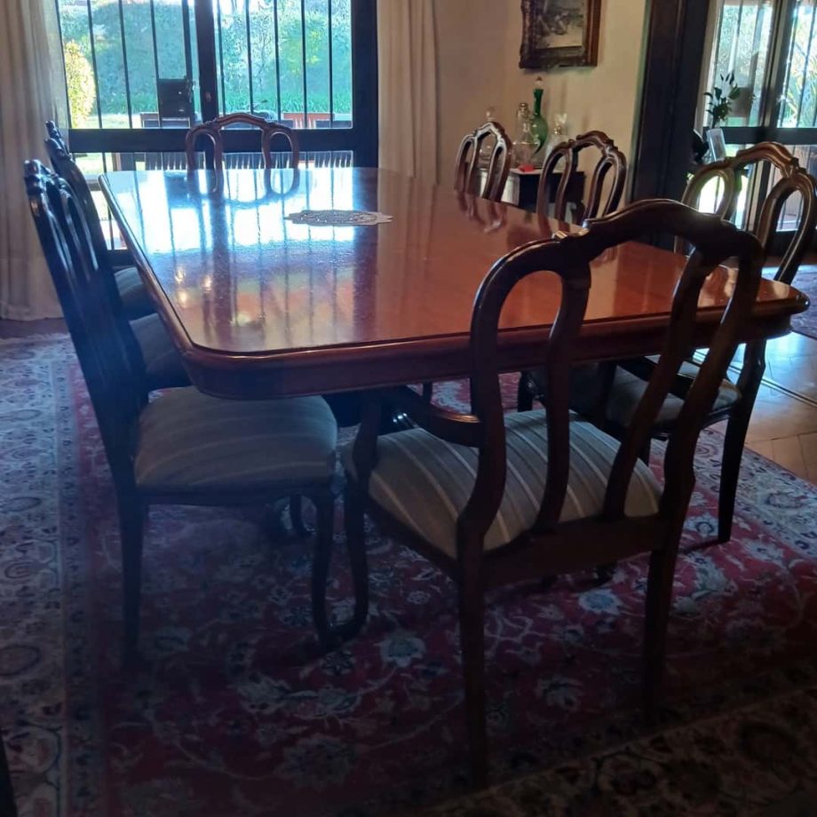 Juego de comedor estilo inglés