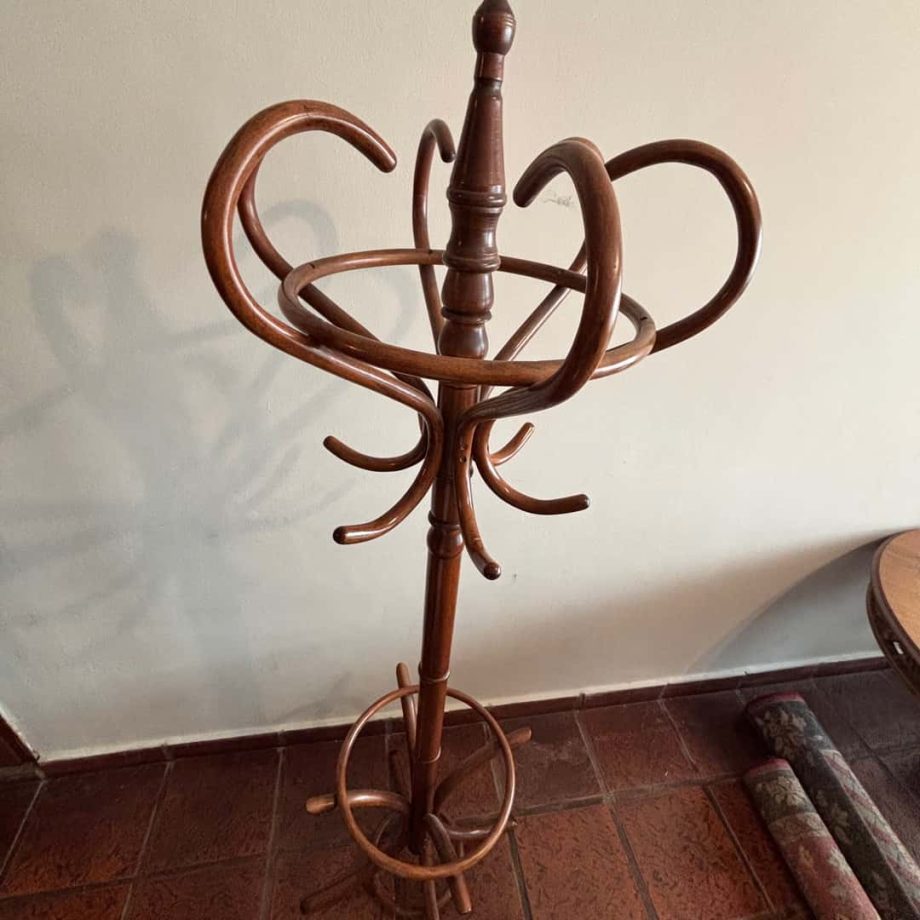Perchero Thonet