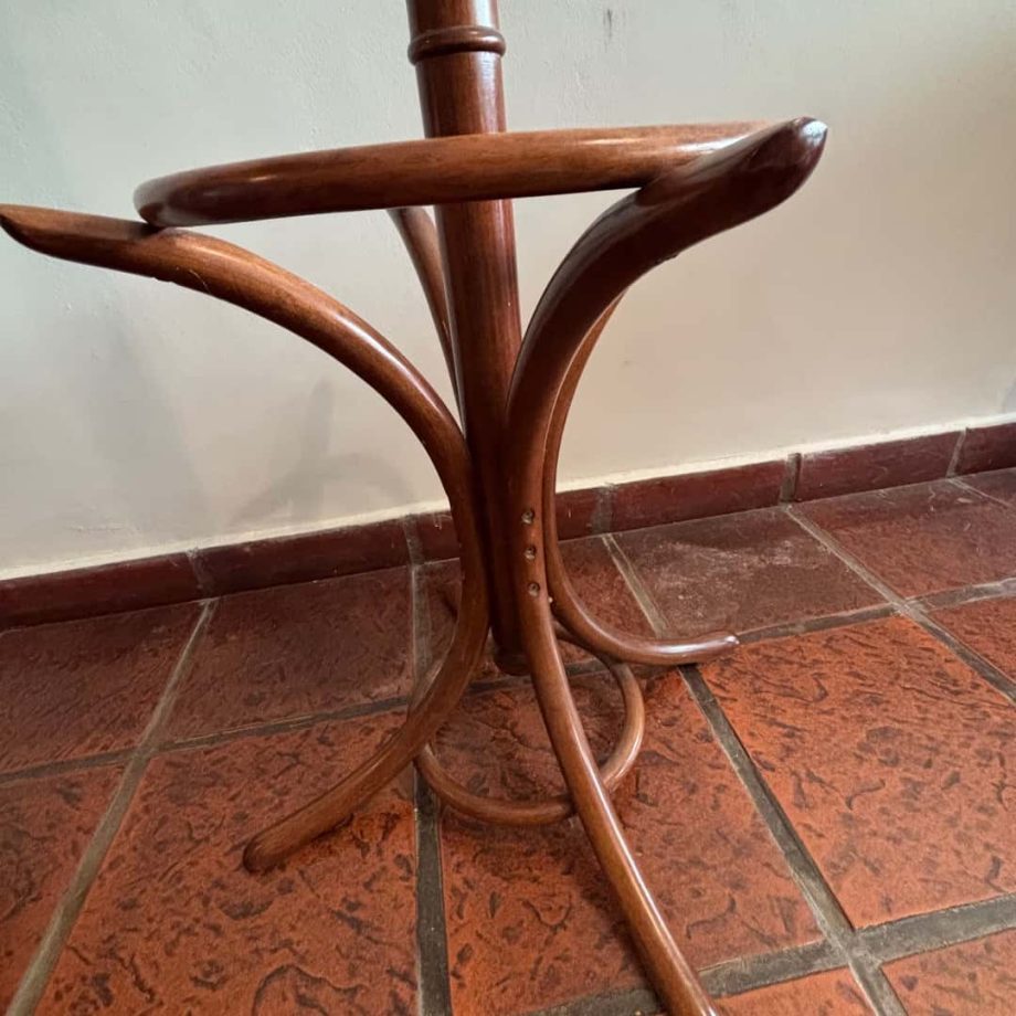 Perchero Thonet