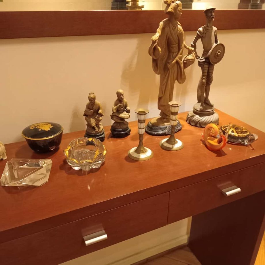 Adornos