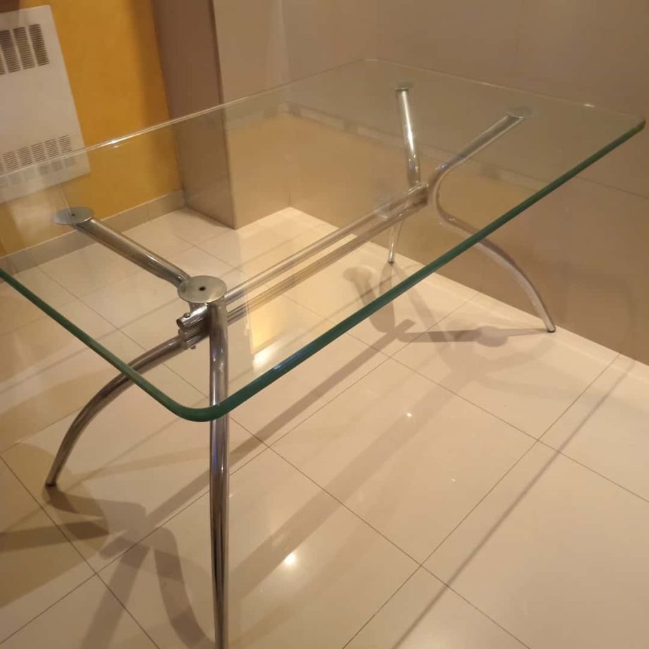 Mesa + sillas