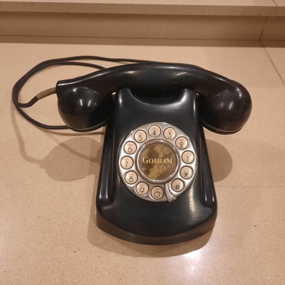 Teléfono antiguo