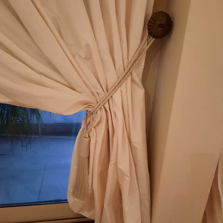 Cortinados con agarradera