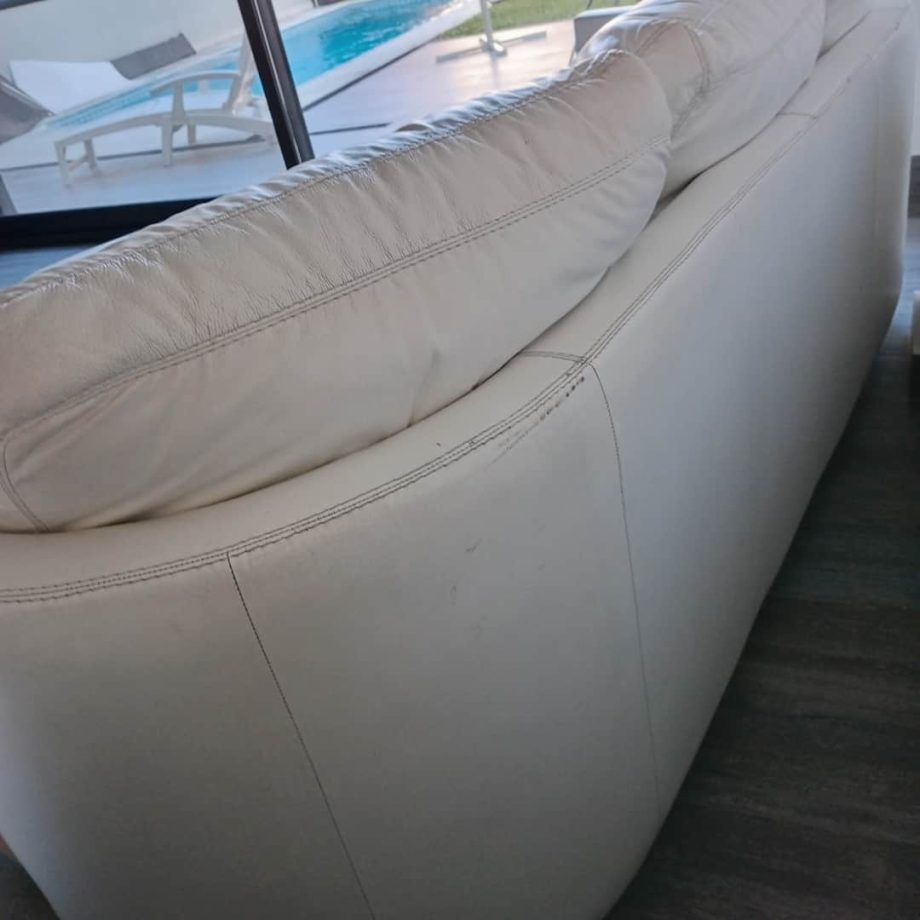Sillón irregular con puff