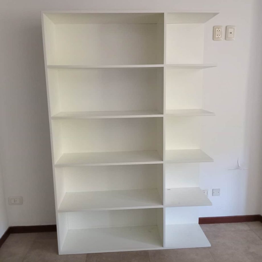 Biblioteca en melamina