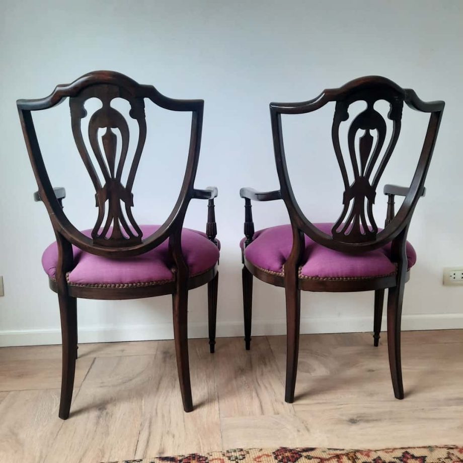 Par de sillones de estilo inglés