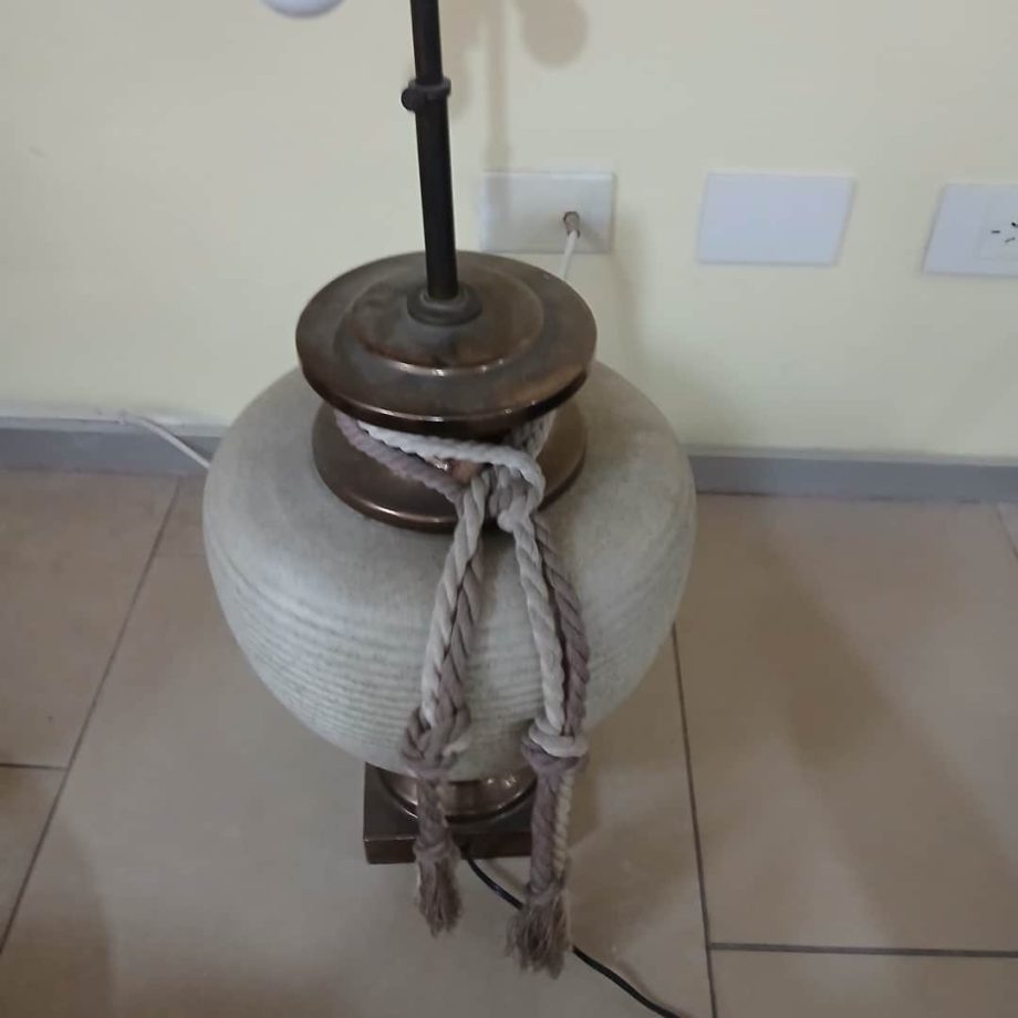 Lámpara en cerámica
