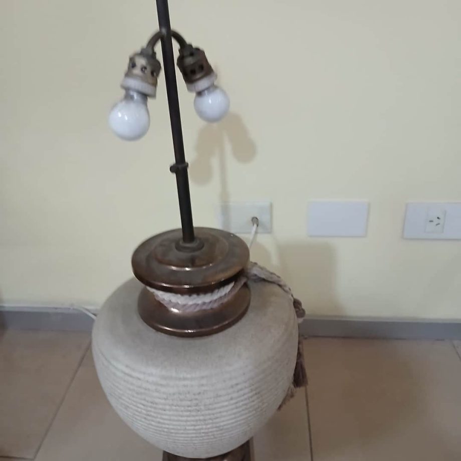 Lámpara en cerámica