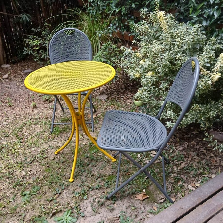 Mesa + sillas en hierro