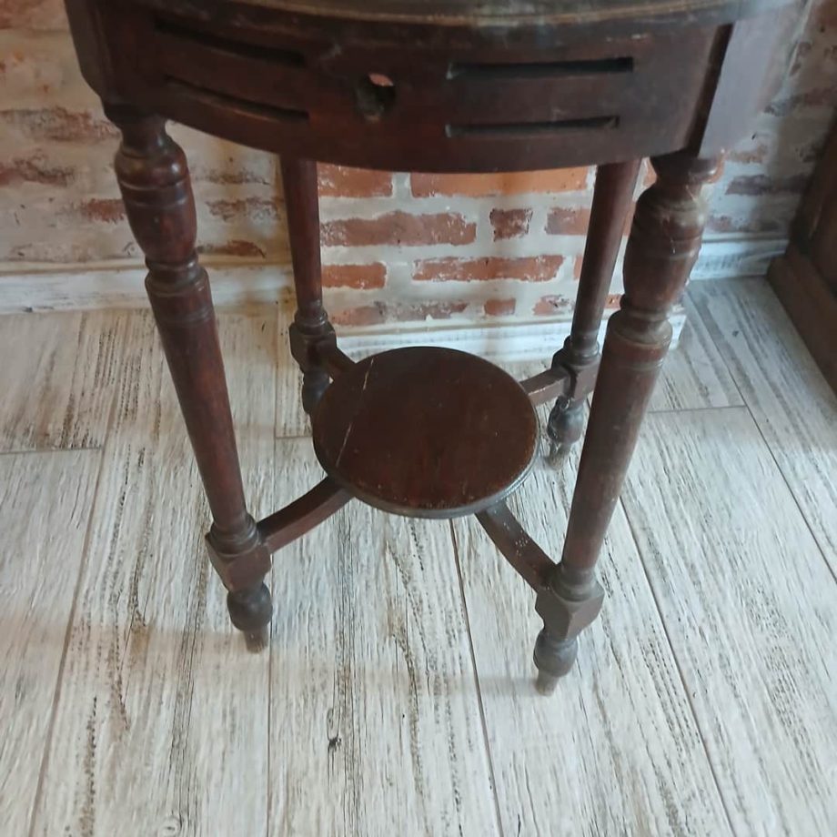 Mesa auxiliar alta