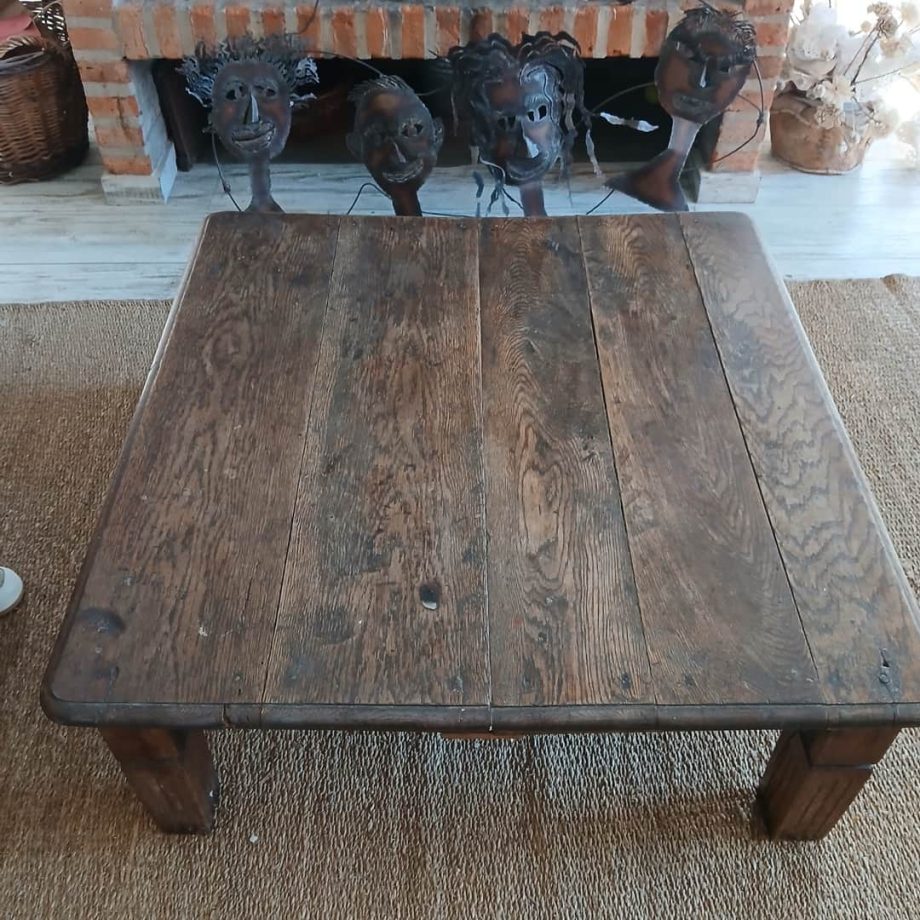 Mesa auxiliar baja