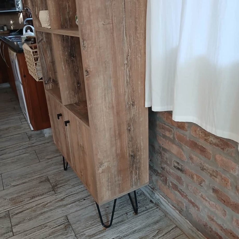 Mueble de diseño rústico