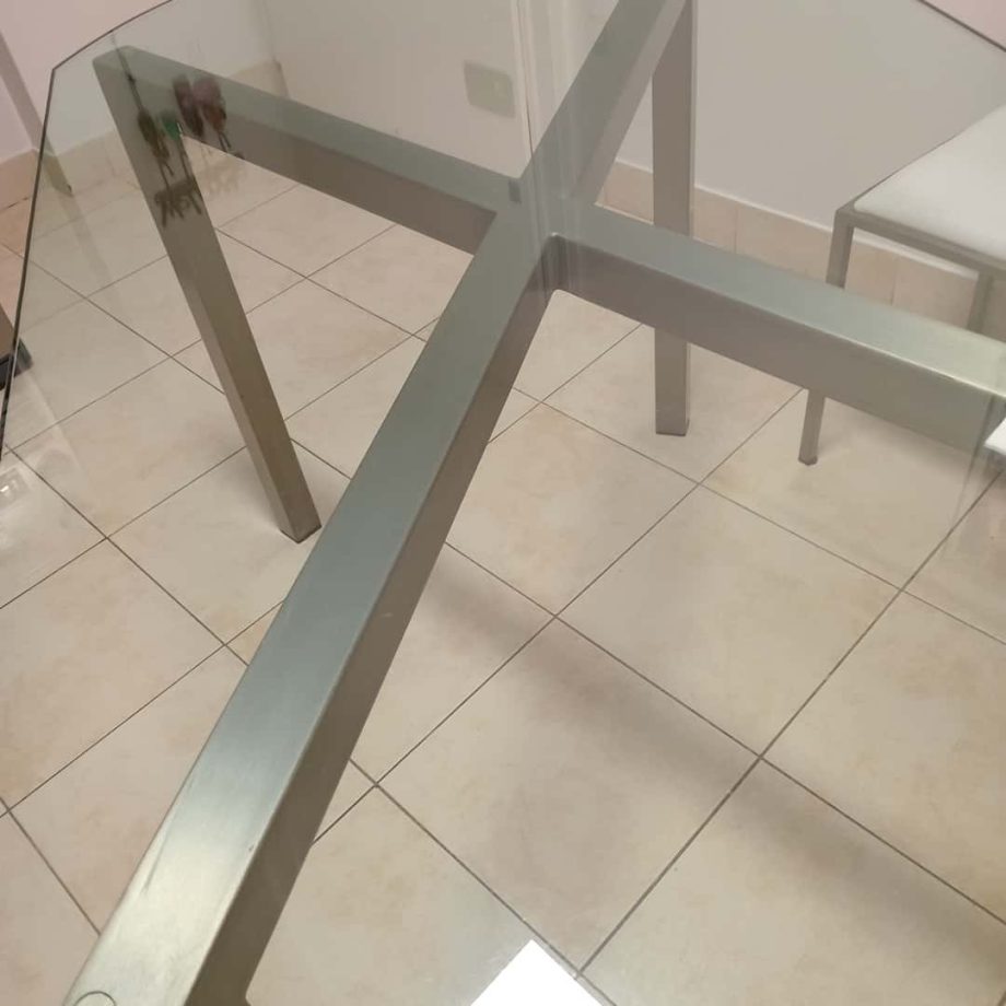 Mesa + sillas