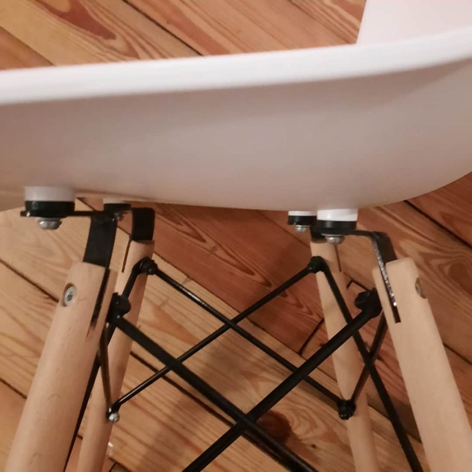 Sillas blancas Eames