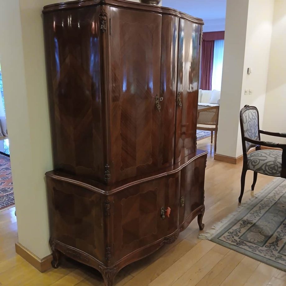 Mueble alto estilo francés