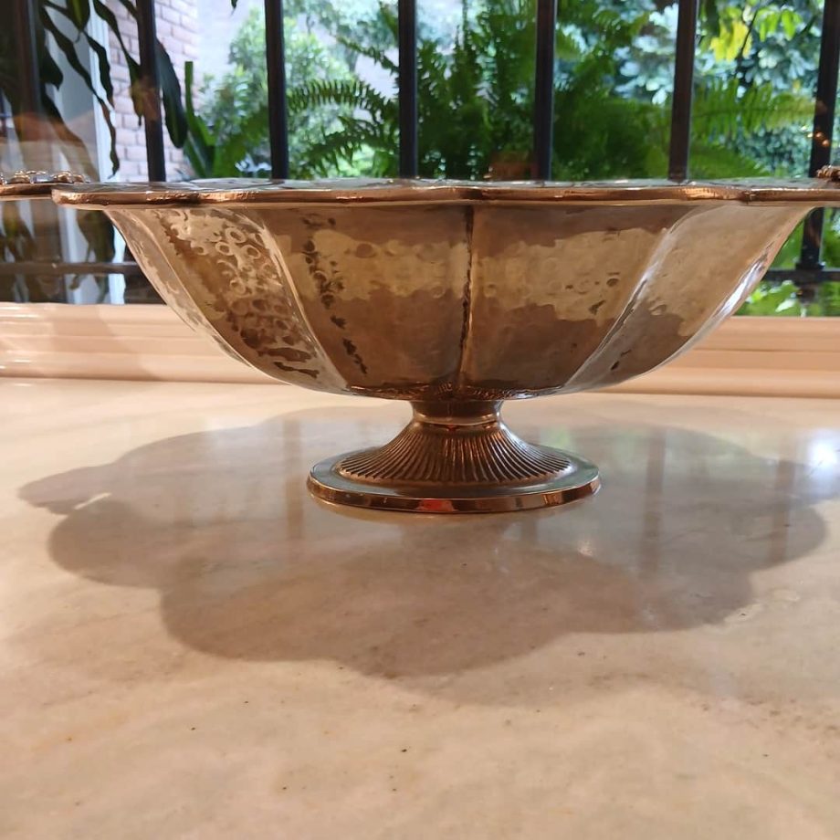Centro de mesa en metal plateado