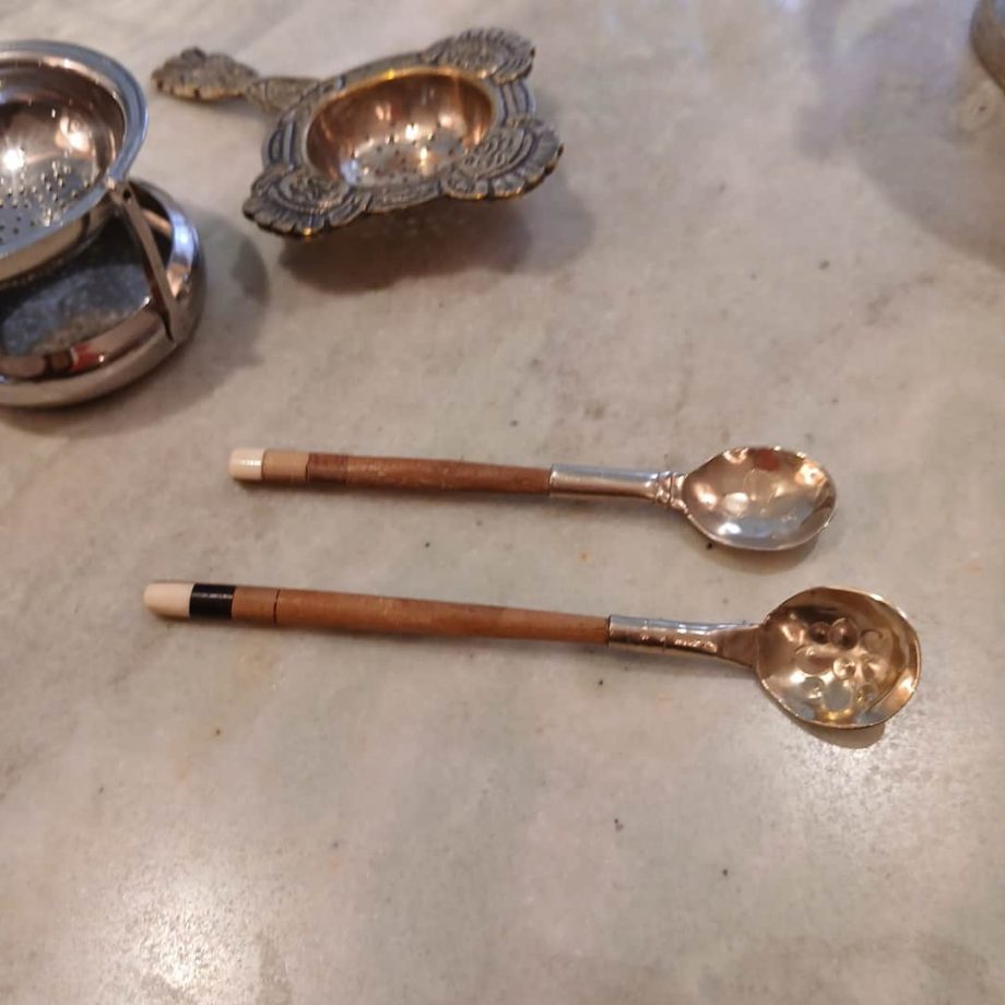 Lote de vidrio y metal