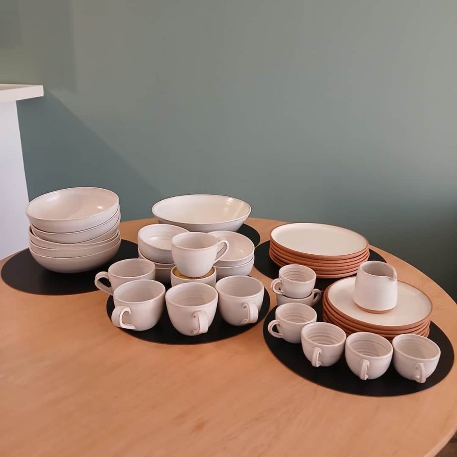 Set de vajilla en cerámica artesanal