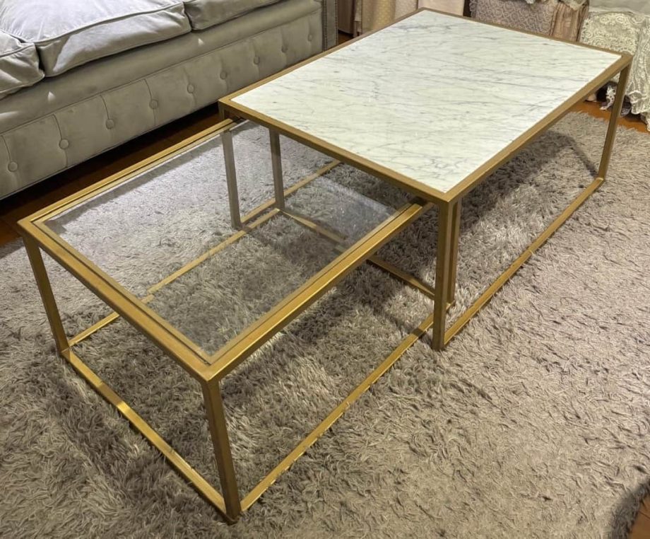 Mesa frente sofá  de diseño