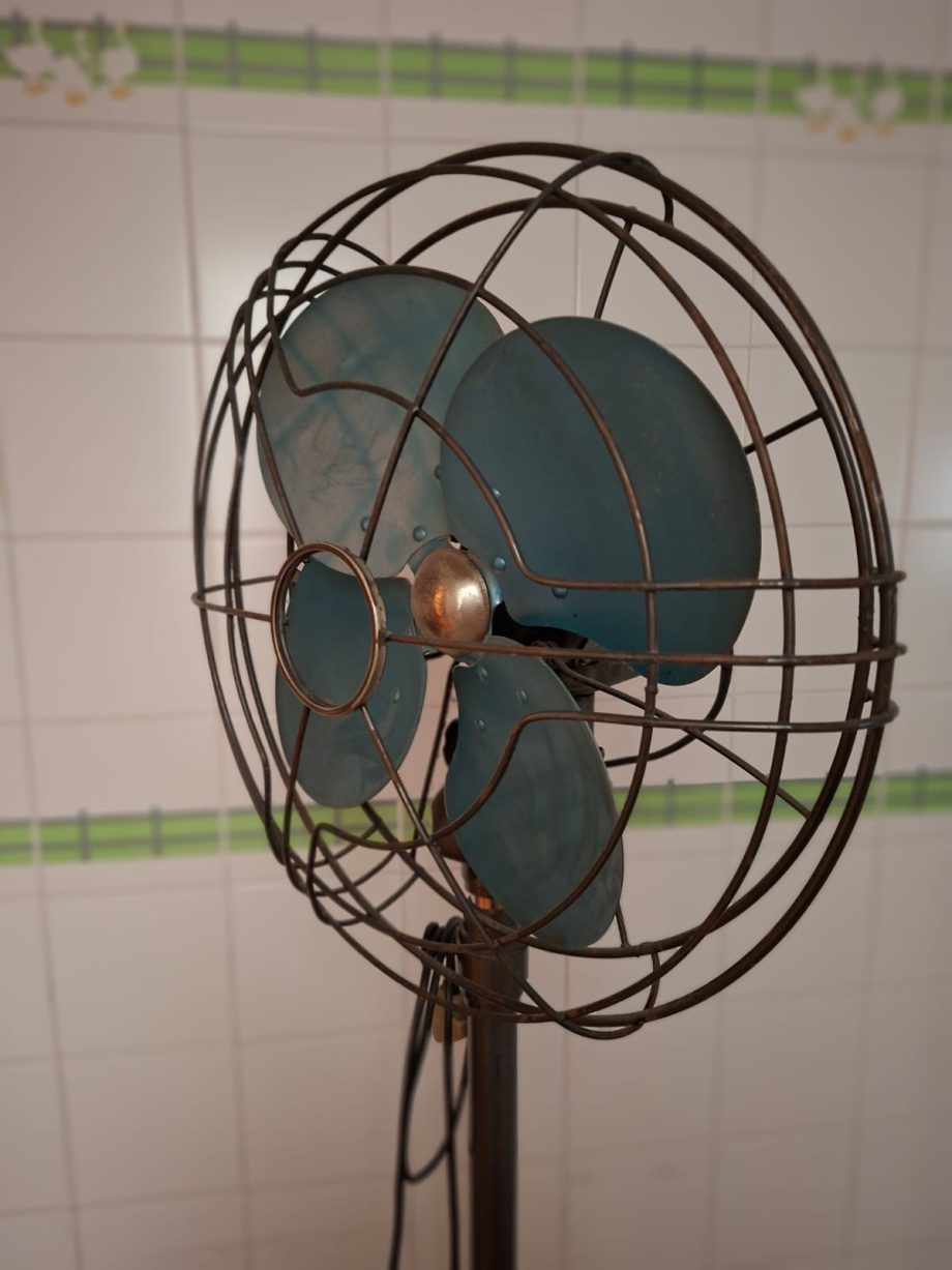Ventilador de pie
