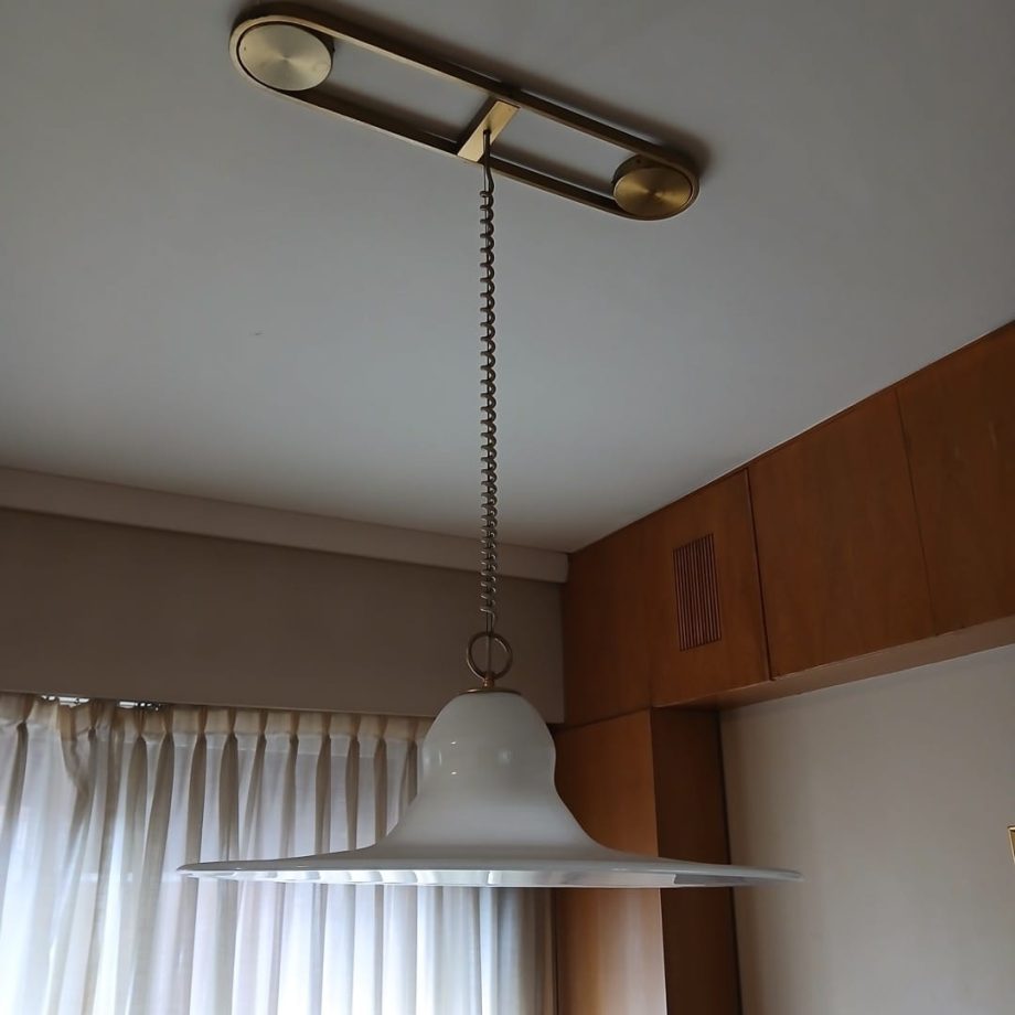 Artefacto lumínico colgante de diseño