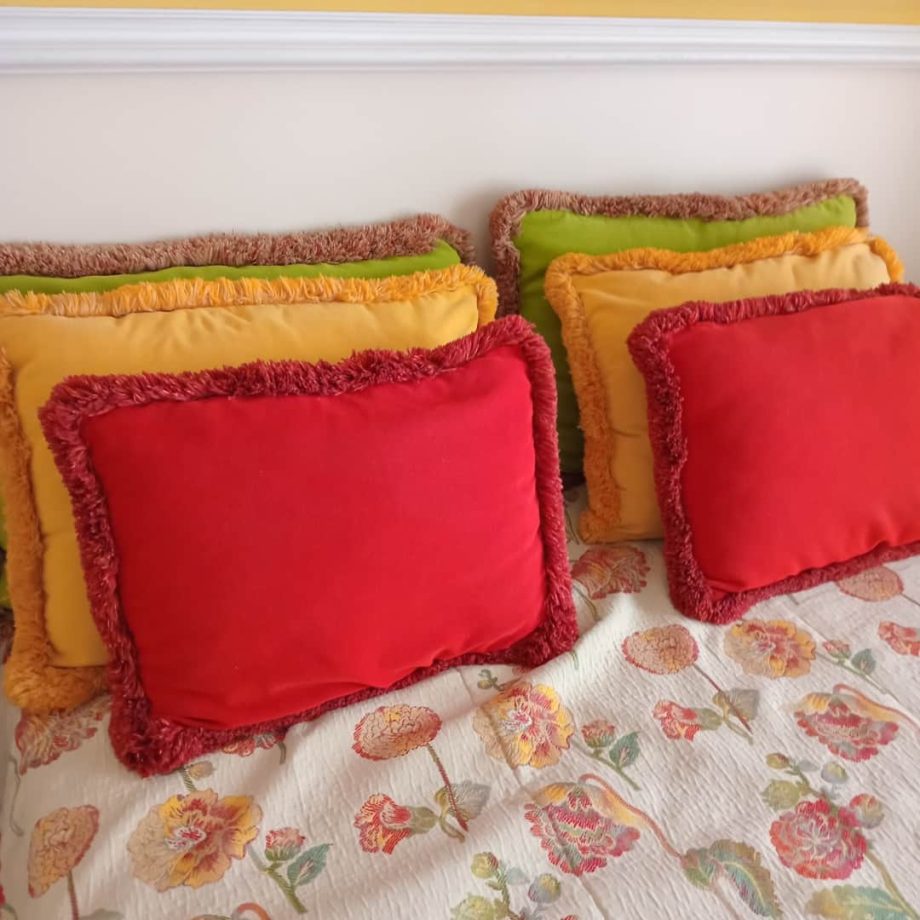 Acolchado con almohadones.