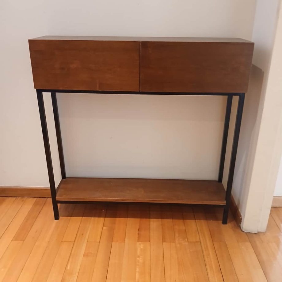 Consola en hierro y madera